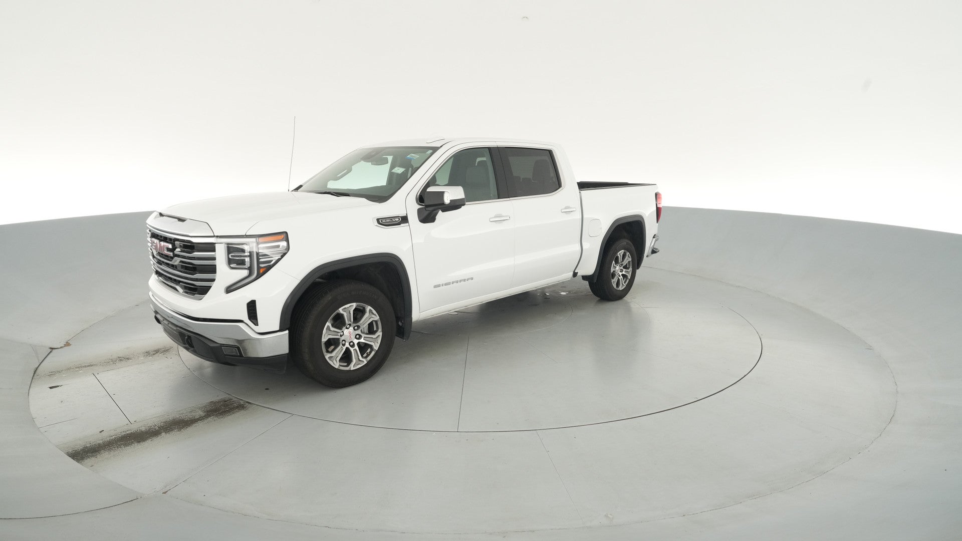 2025 GMC Sierra 1500 Crew Cab vehicle photo