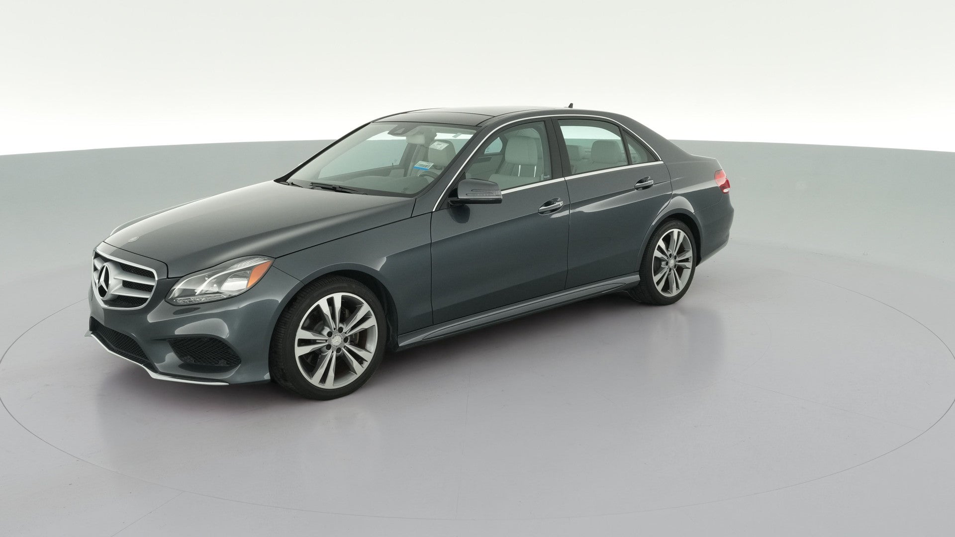 2016 Mercedes-Benz E-Class vehicle photo