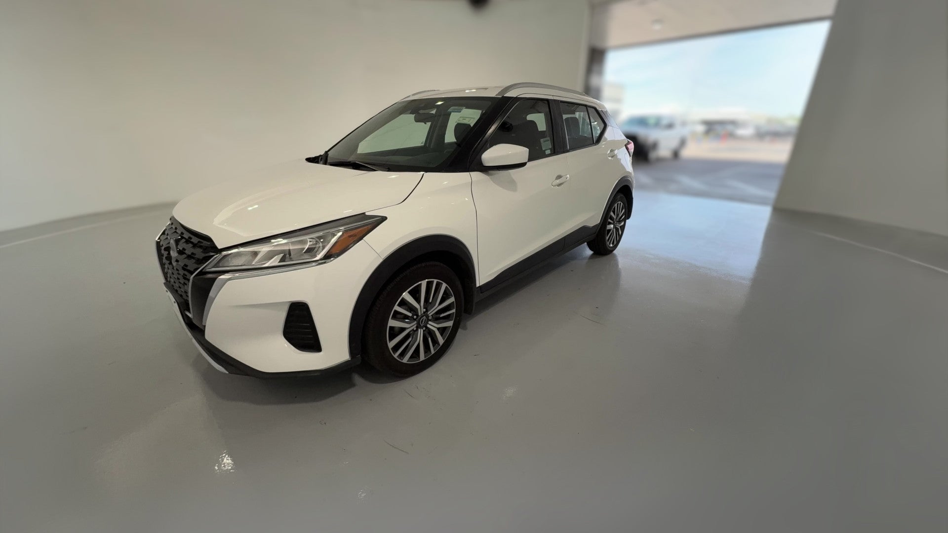 2024 Nissan Kicks vehicle photo