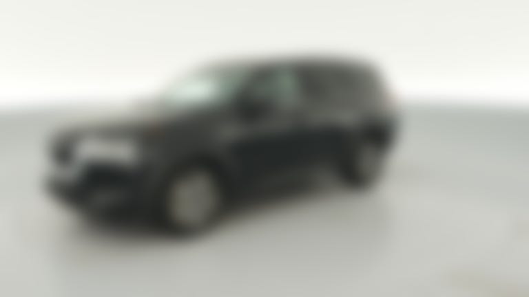 2025 Nissan Pathfinder vehicle photo