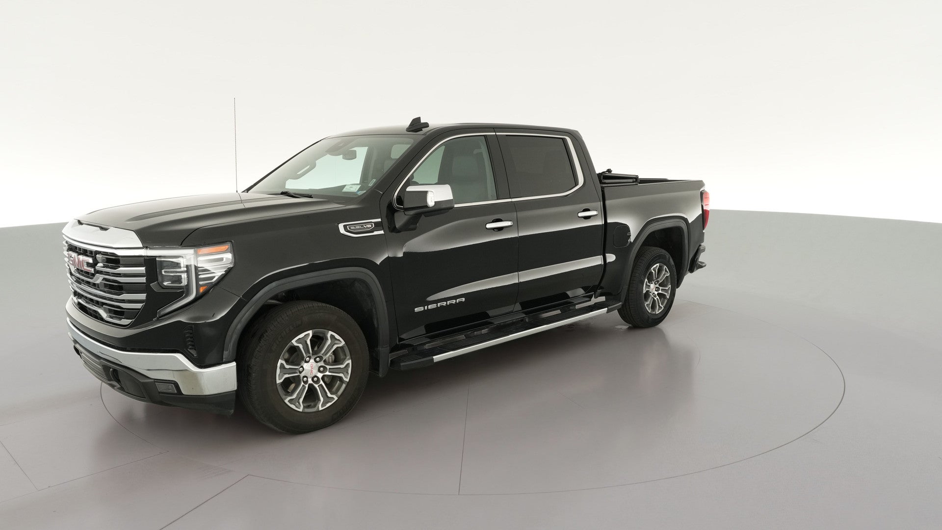 2024 GMC Sierra 1500 Crew Cab vehicle photo