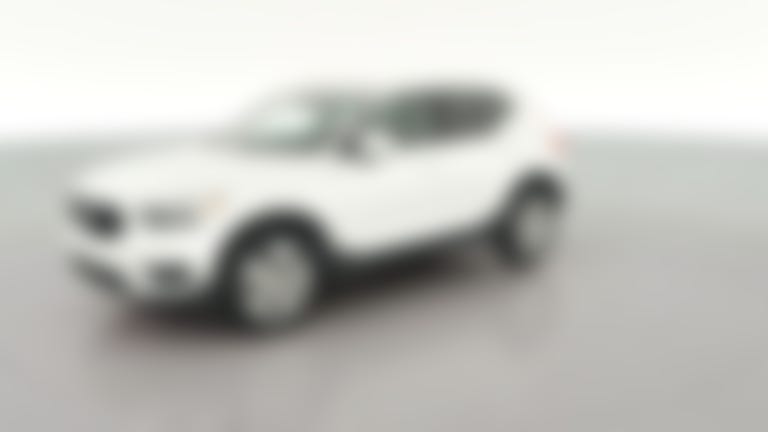 2022 Volvo XC40 vehicle photo