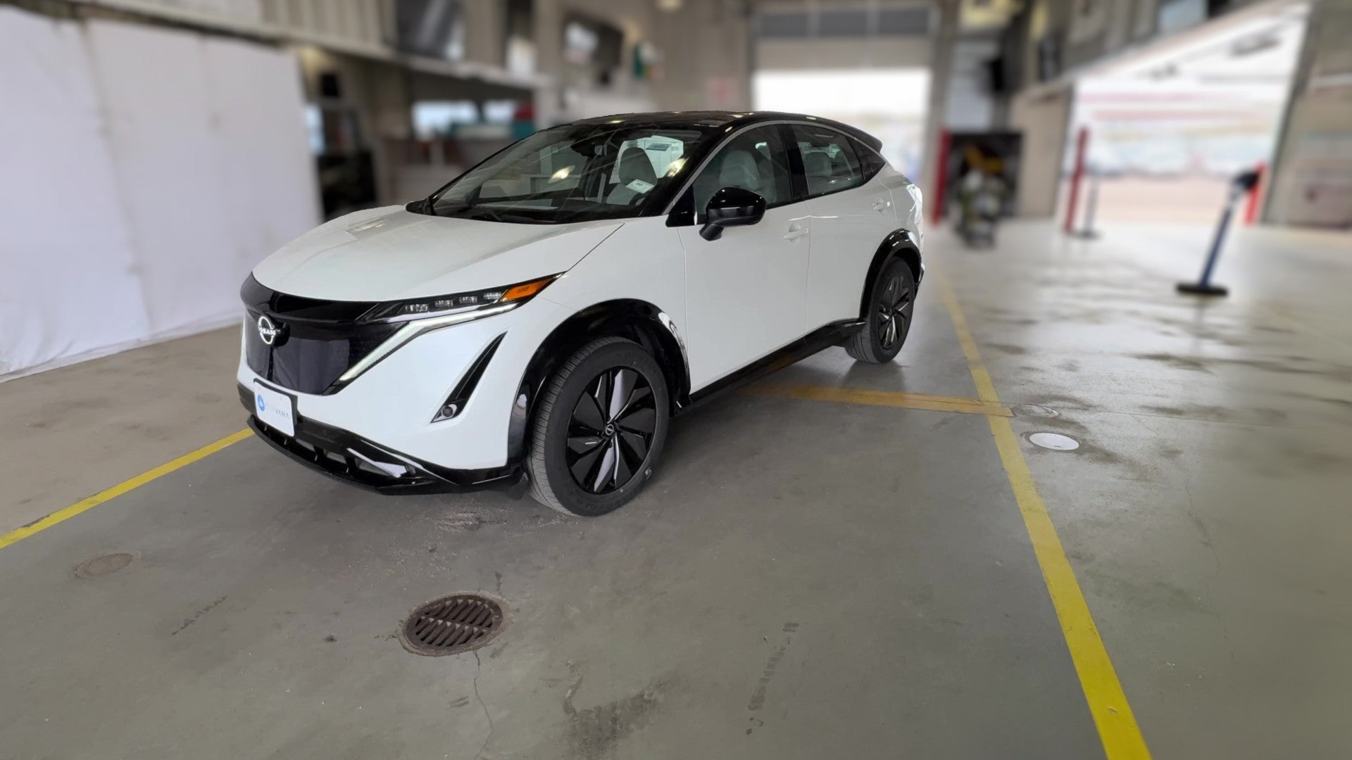 2024 Nissan ARIYA vehicle photo
