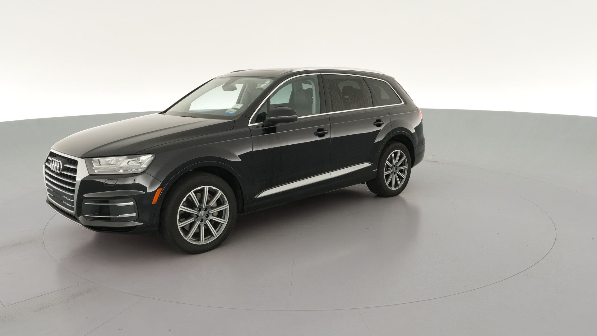 2019 Audi Q7 vehicle photo