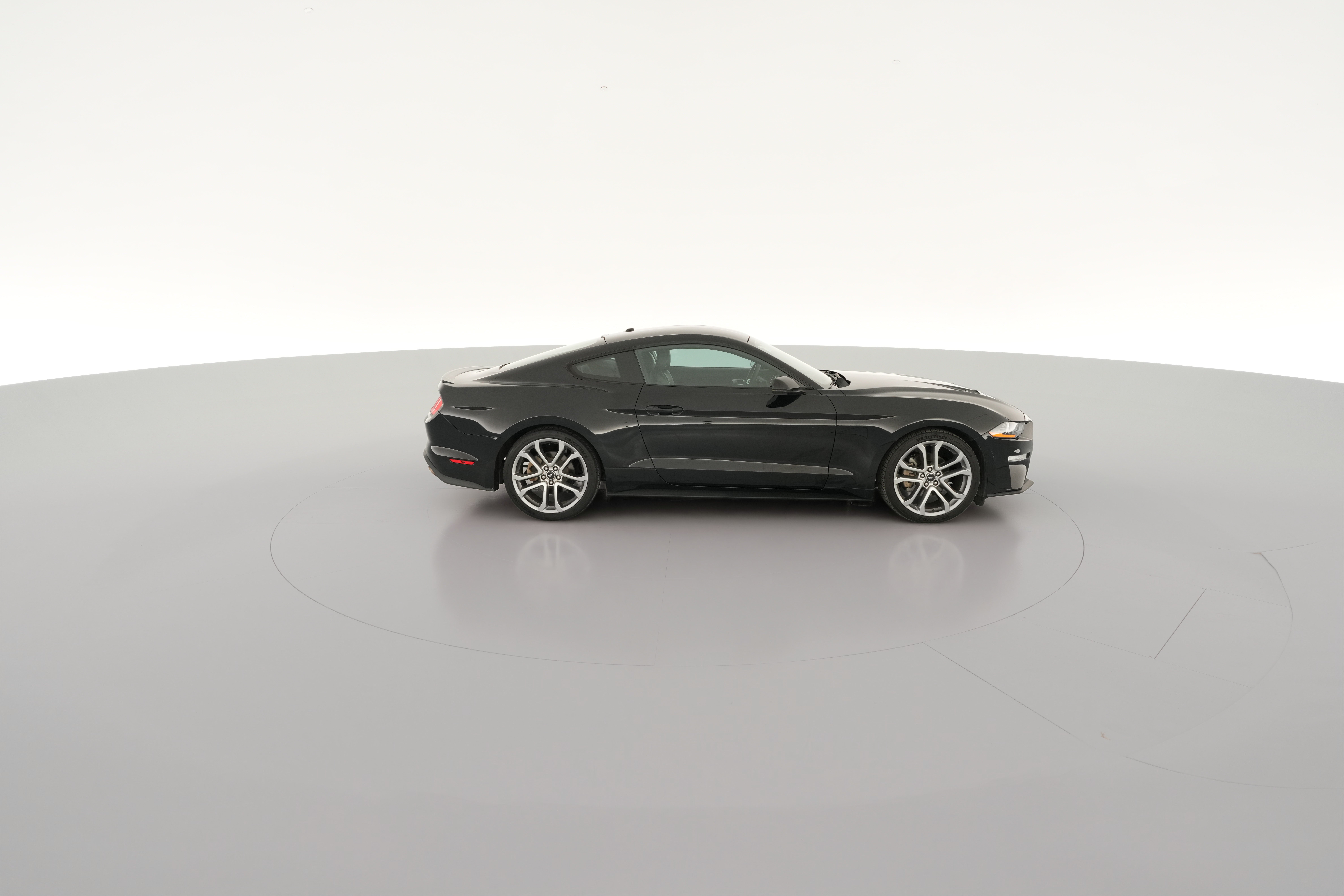 2018 Ford Mustang EcoBoost Premium - Photo 32