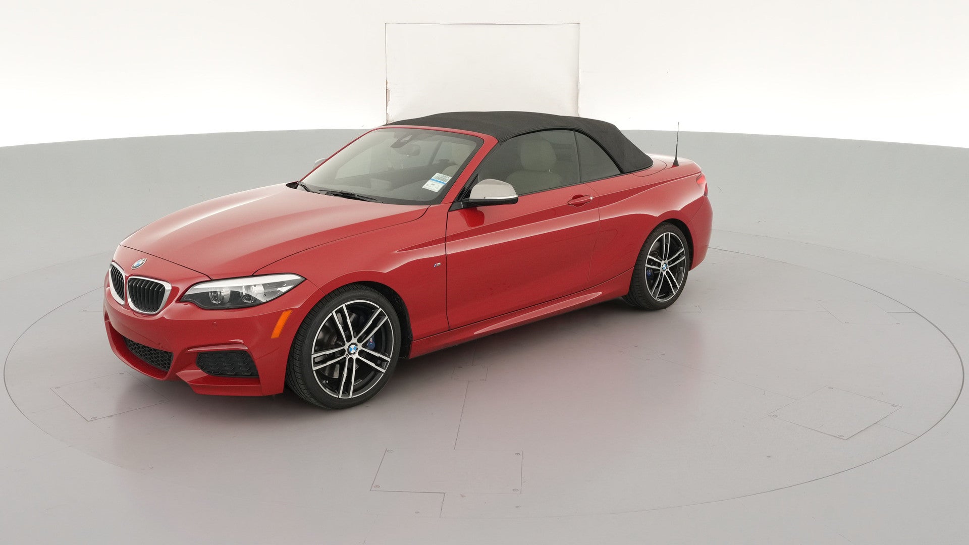 2019 BMW 2 Series vehicle photo