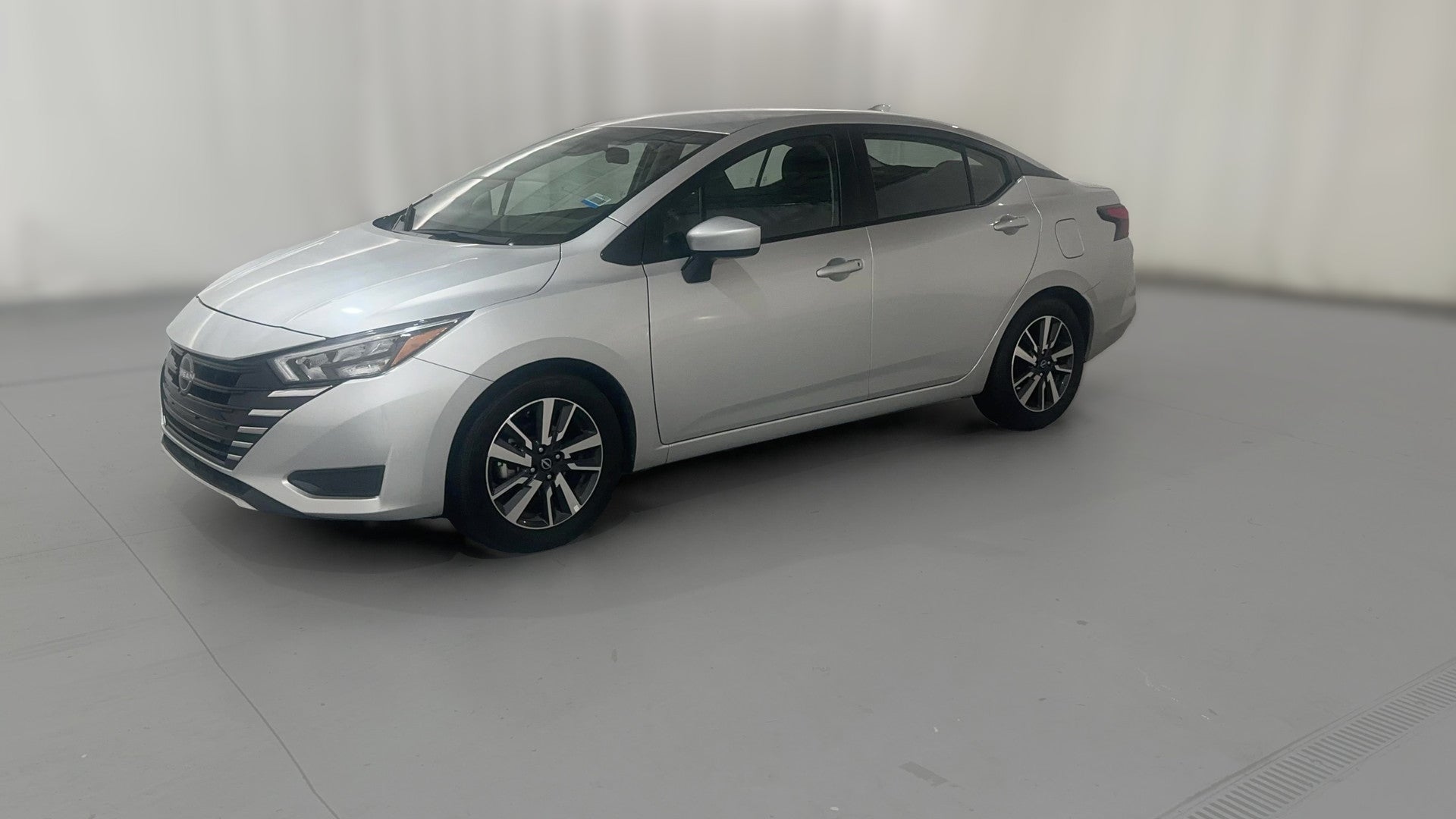 2025 Nissan Versa vehicle photo