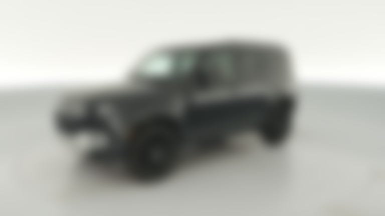 2025 Land Rover Defender 110 vehicle photo