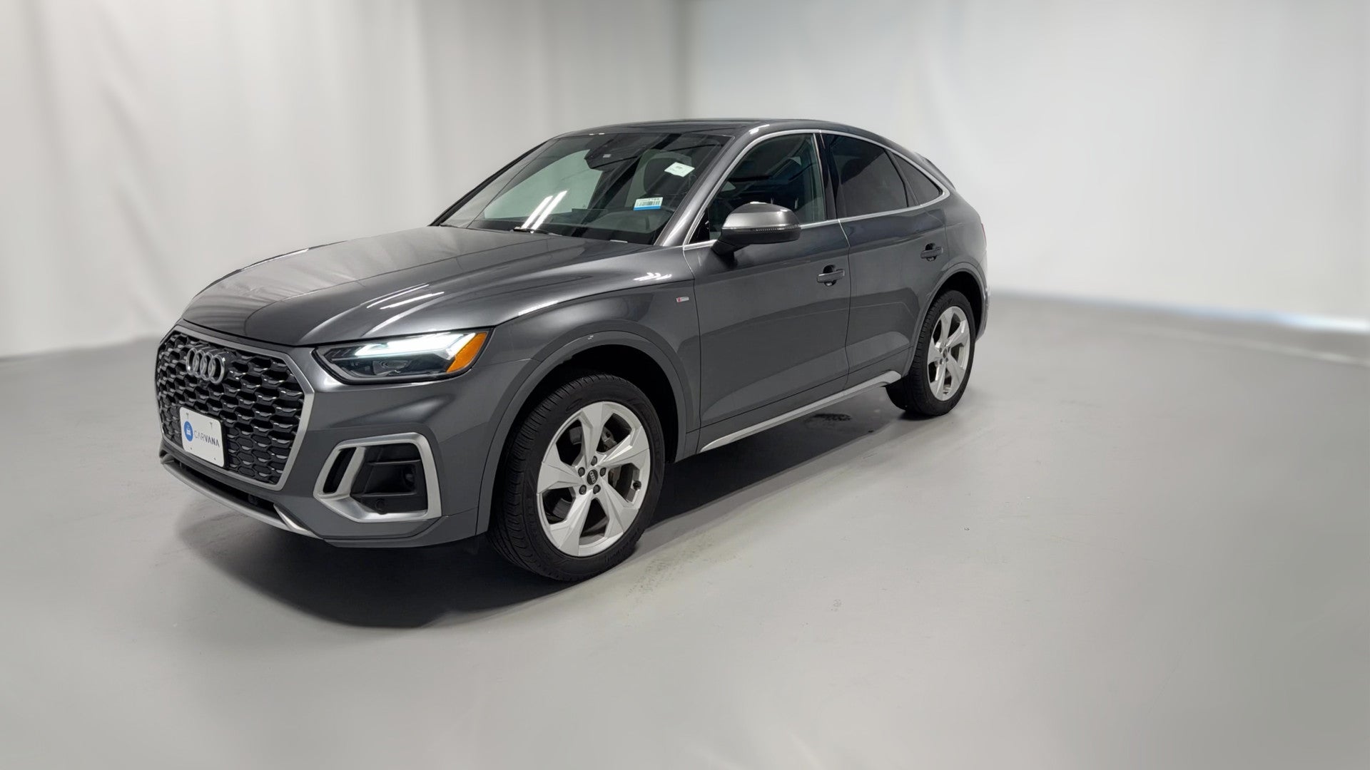 2021 Audi Q5 Sportback vehicle photo