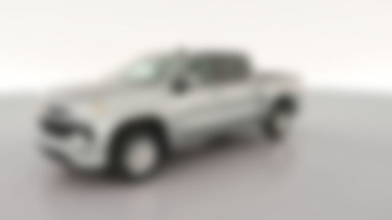 2025 Chevrolet Silverado 1500 Crew Cab vehicle photo