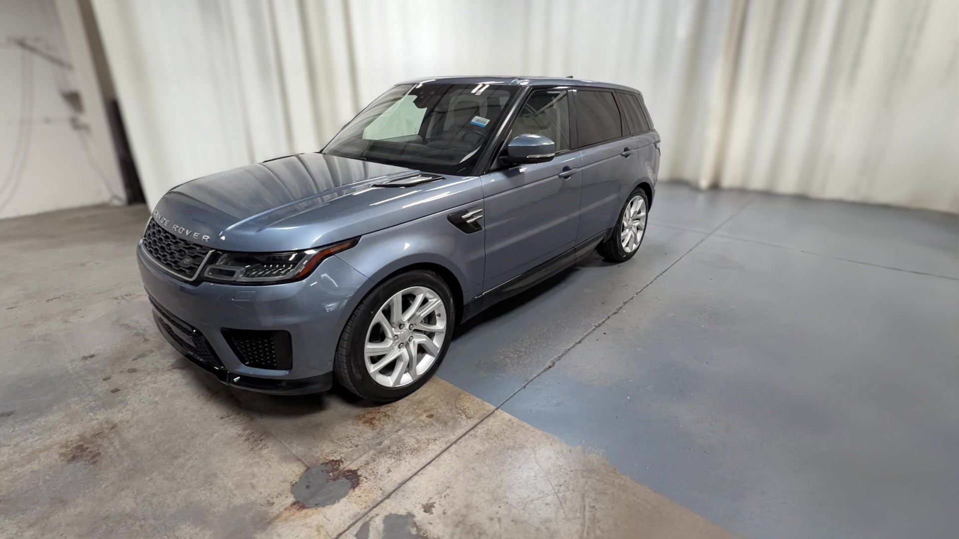 2020 Land Rover Range Rover Sport vehicle photo