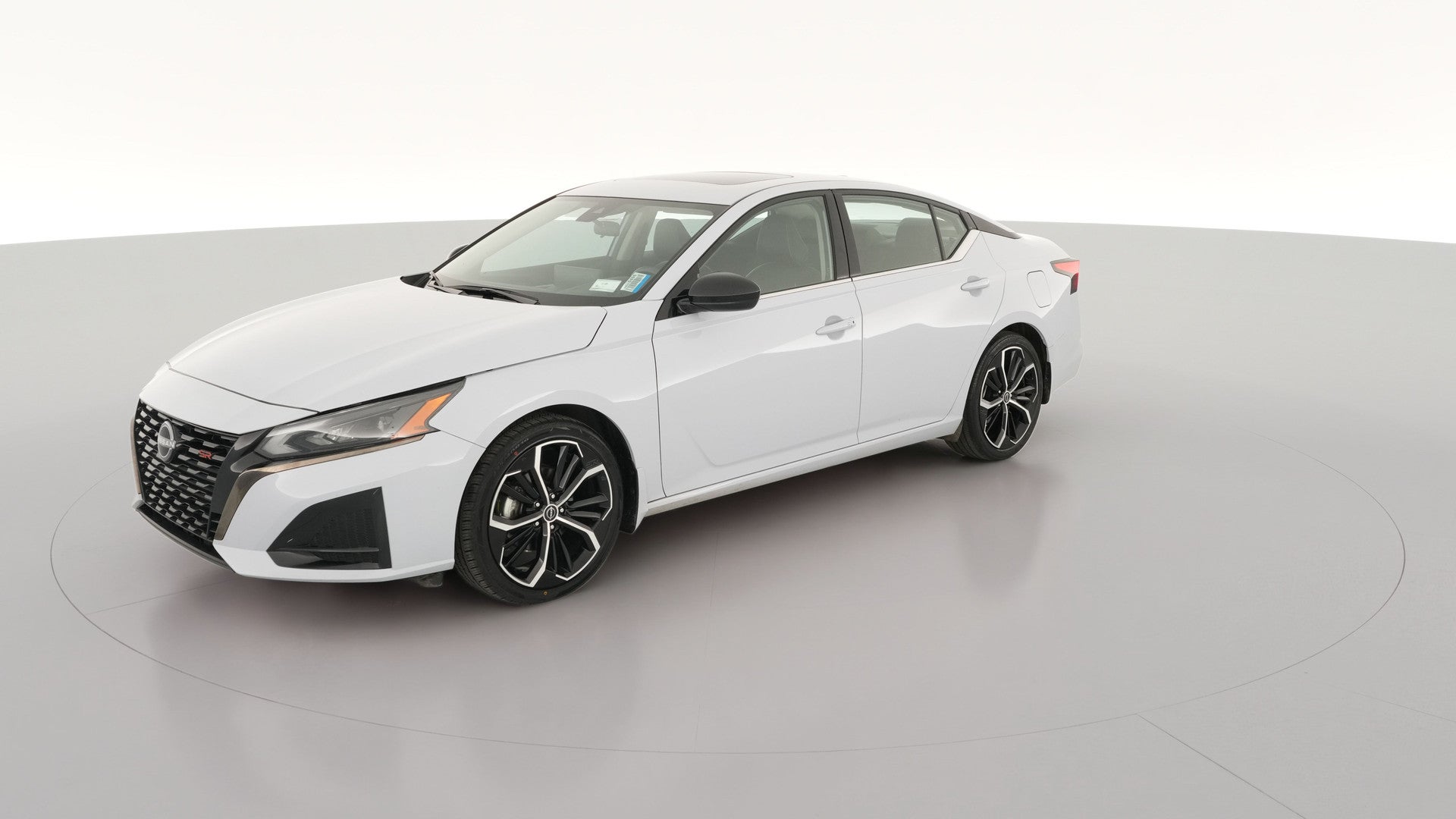 2024 Nissan Altima vehicle photo