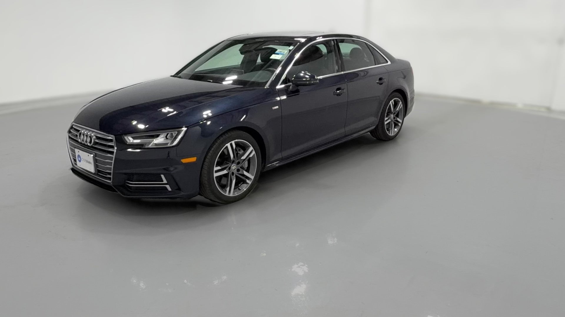 2018 Audi A4 vehicle photo
