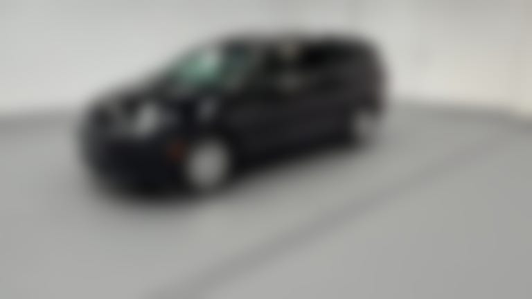 2021 Chrysler Voyager vehicle photo