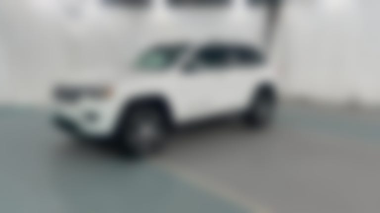 2019 Jeep Grand Cherokee vehicle photo