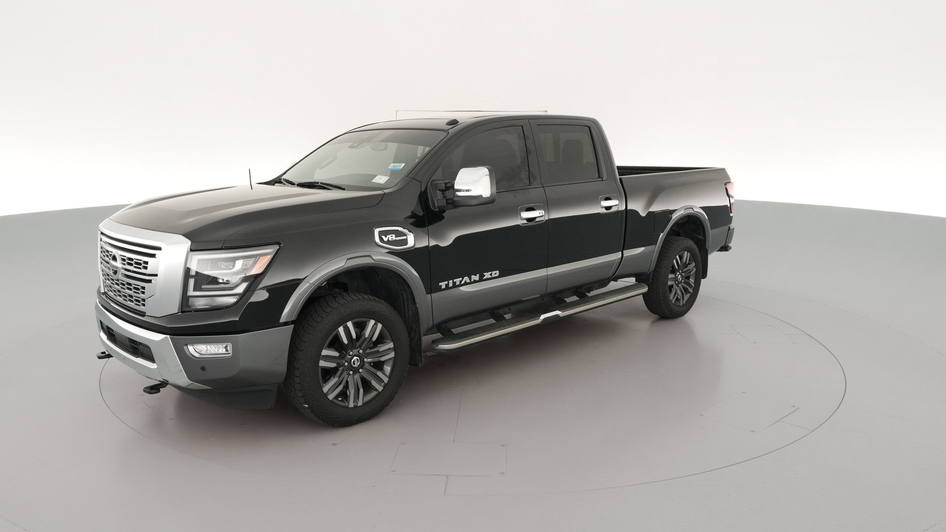 2021 Nissan TITAN XD Crew Cab vehicle photo