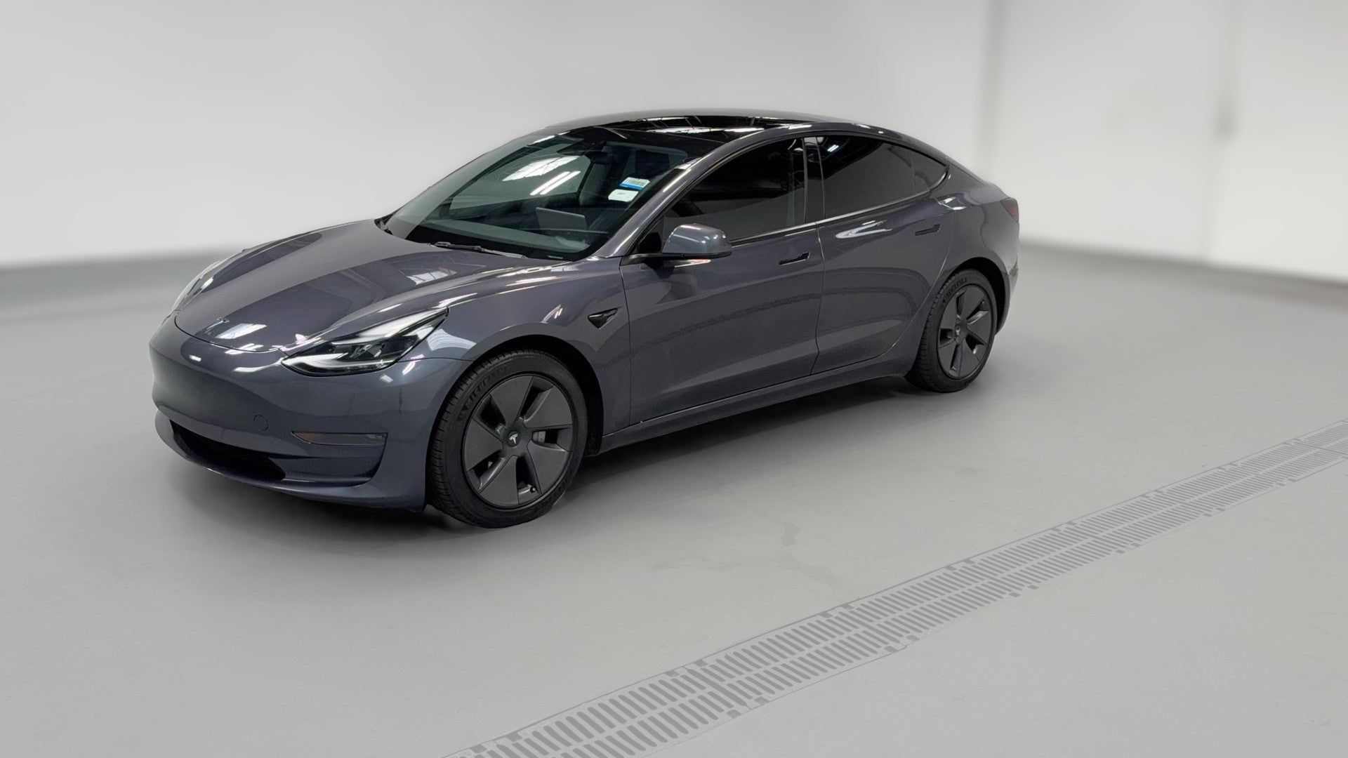 2023 Tesla Model 3 vehicle photo