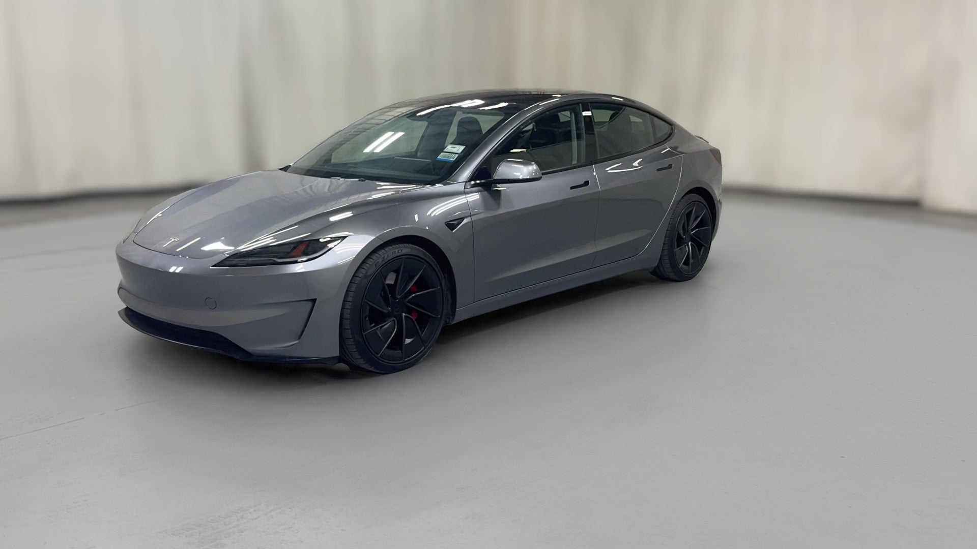 2024 Tesla Model 3 vehicle photo