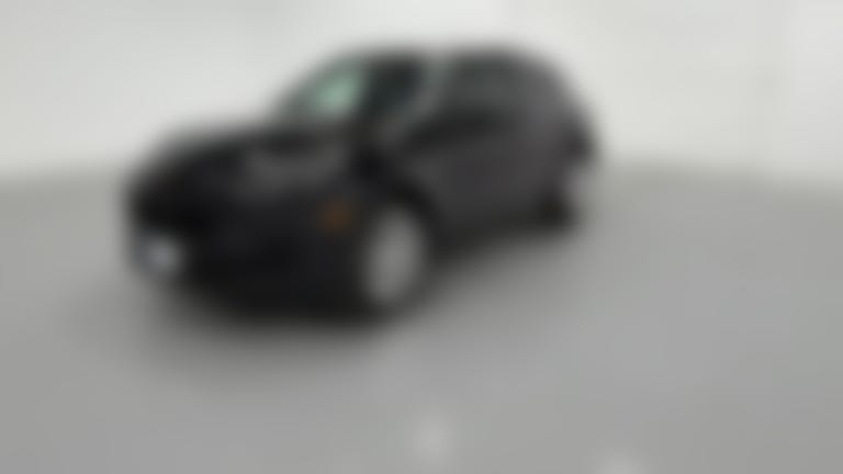 2024 Porsche Macan vehicle photo