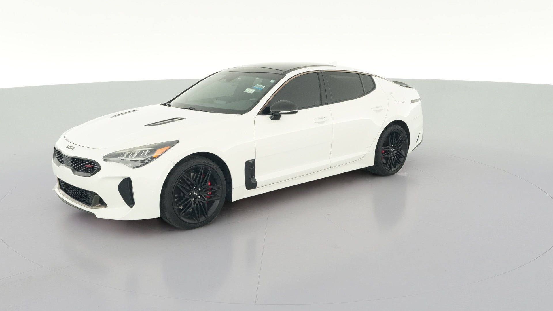 2022 Kia Stinger vehicle photo