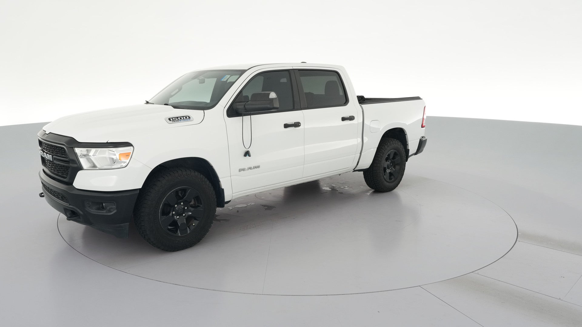2022 Ram 1500 Crew Cab vehicle photo