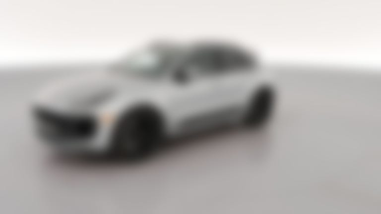 2025 Porsche Macan vehicle photo