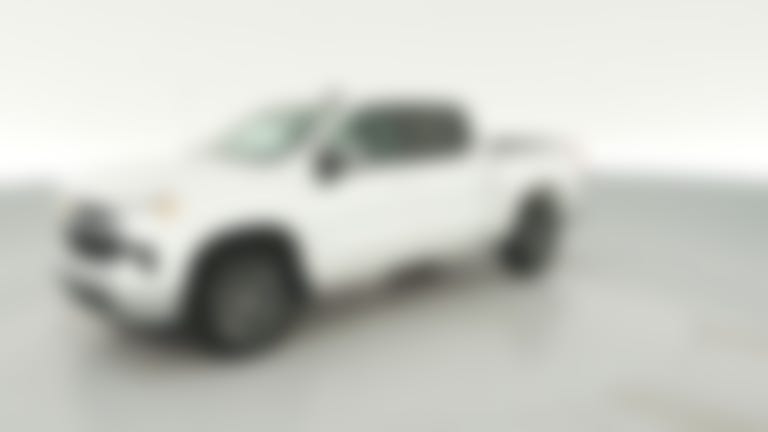 2023 Chevrolet Silverado 1500 Crew Cab vehicle photo