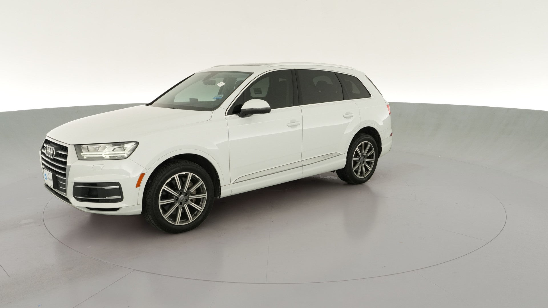 2019 Audi Q7 vehicle photo