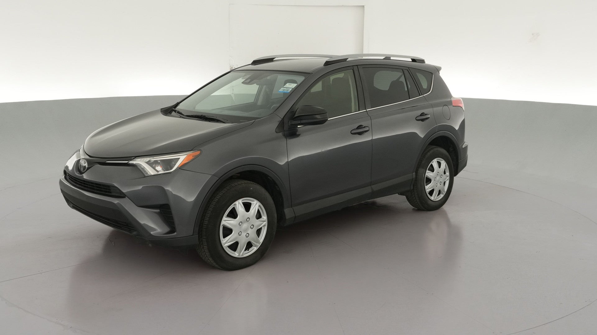 2018 Toyota RAV4 vehicle photo