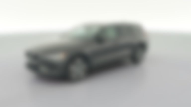 2025 Volvo V60 vehicle photo