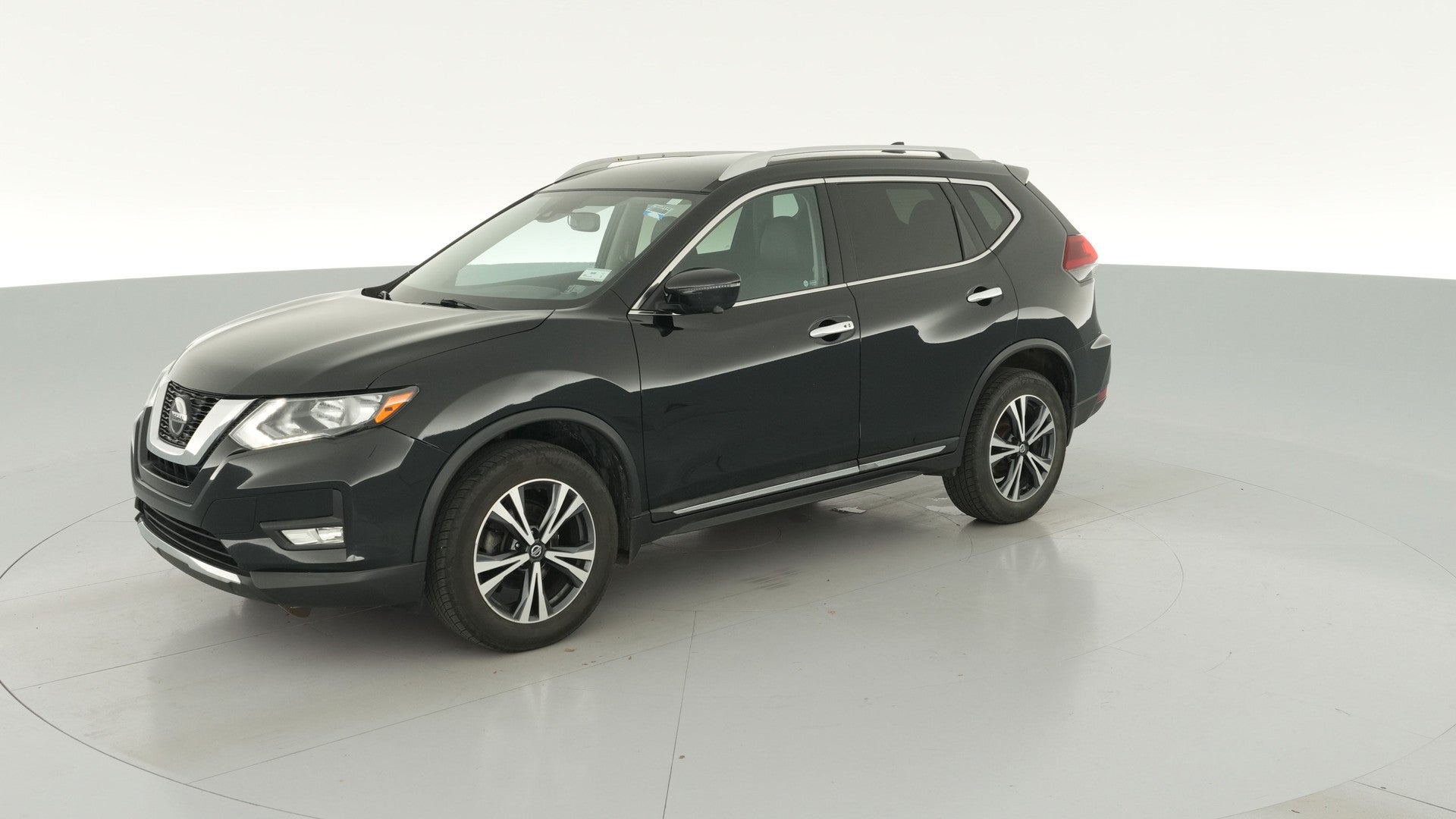 2018 Nissan Rogue vehicle photo