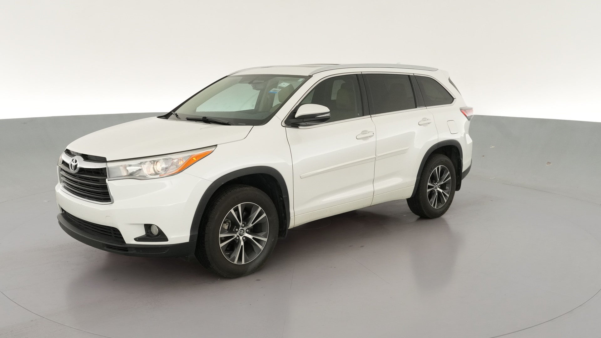 2016 Toyota Highlander vehicle photo