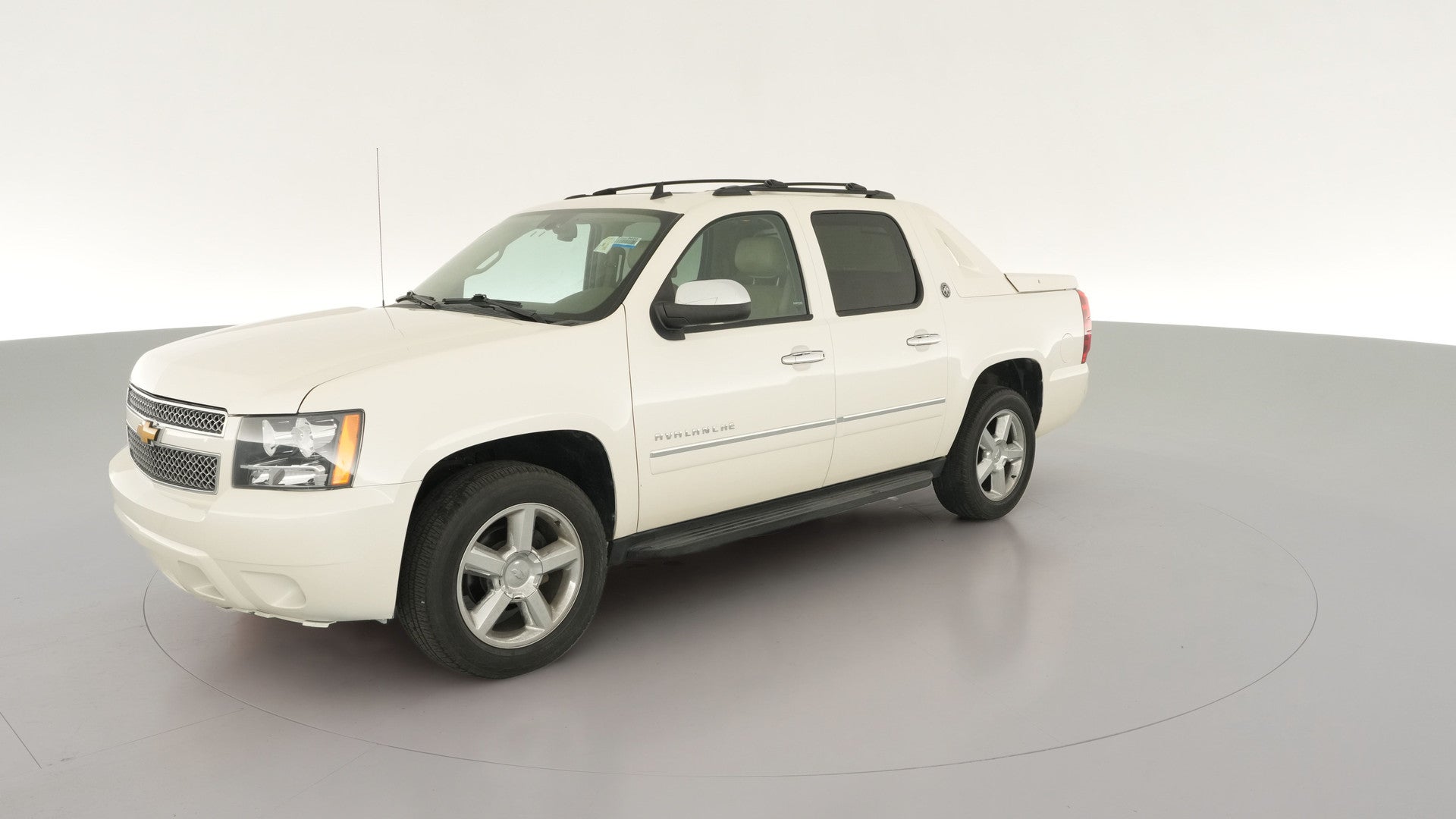 2013 Chevrolet Avalanche vehicle photo