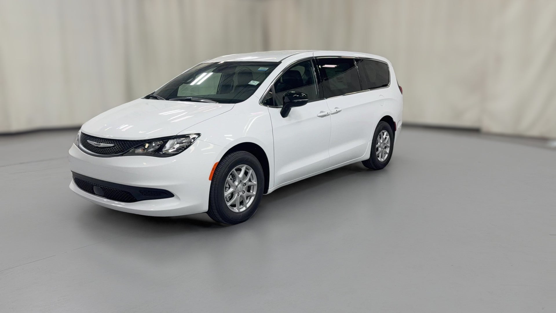 2027 Chrysler Pacifica vehicle photo