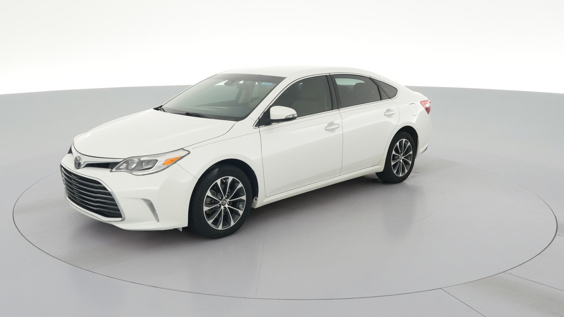 2017 Toyota Avalon vehicle photo