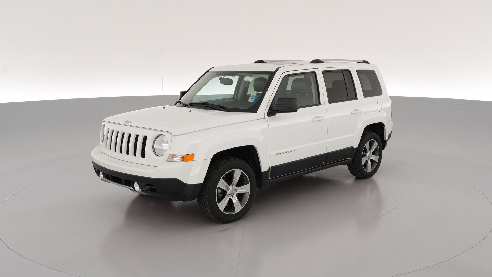 2016 Jeep Patriot vehicle photo