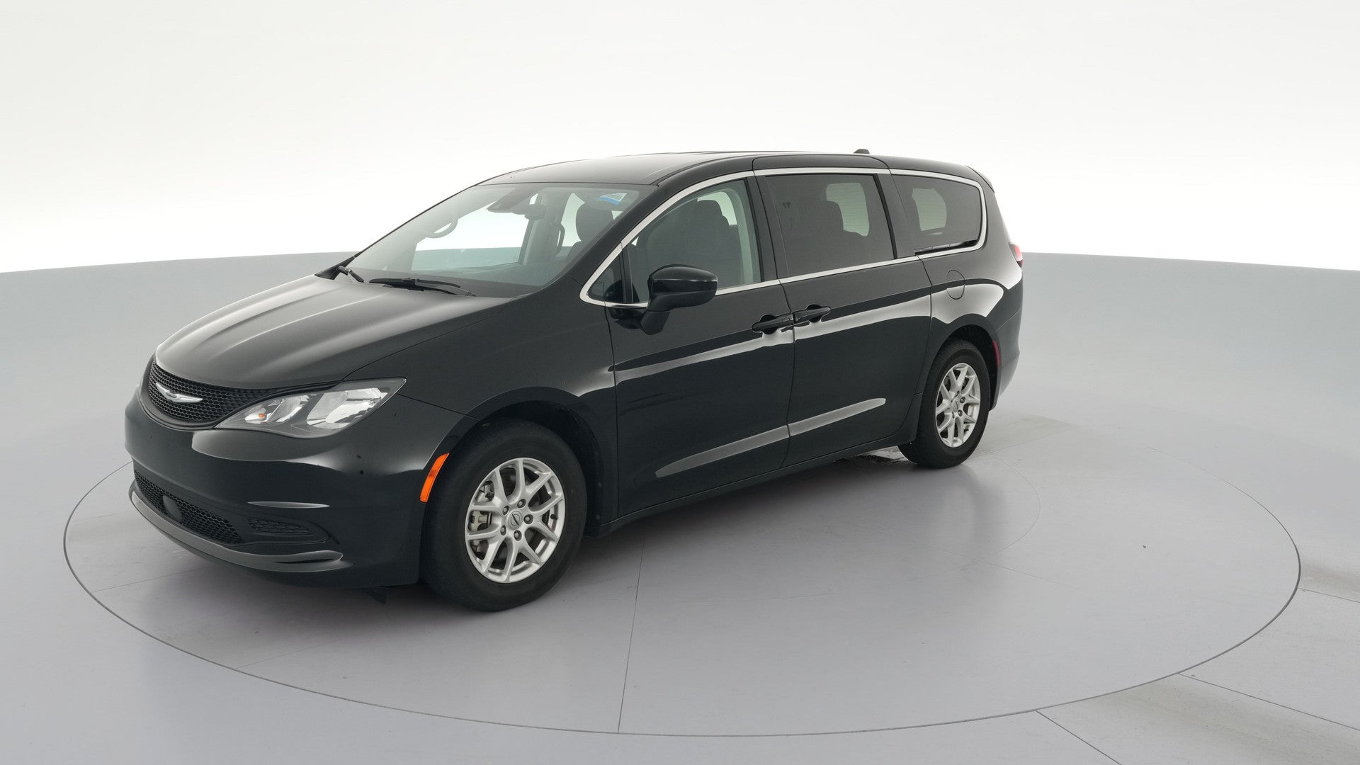 2024 Chrysler Voyager vehicle photo
