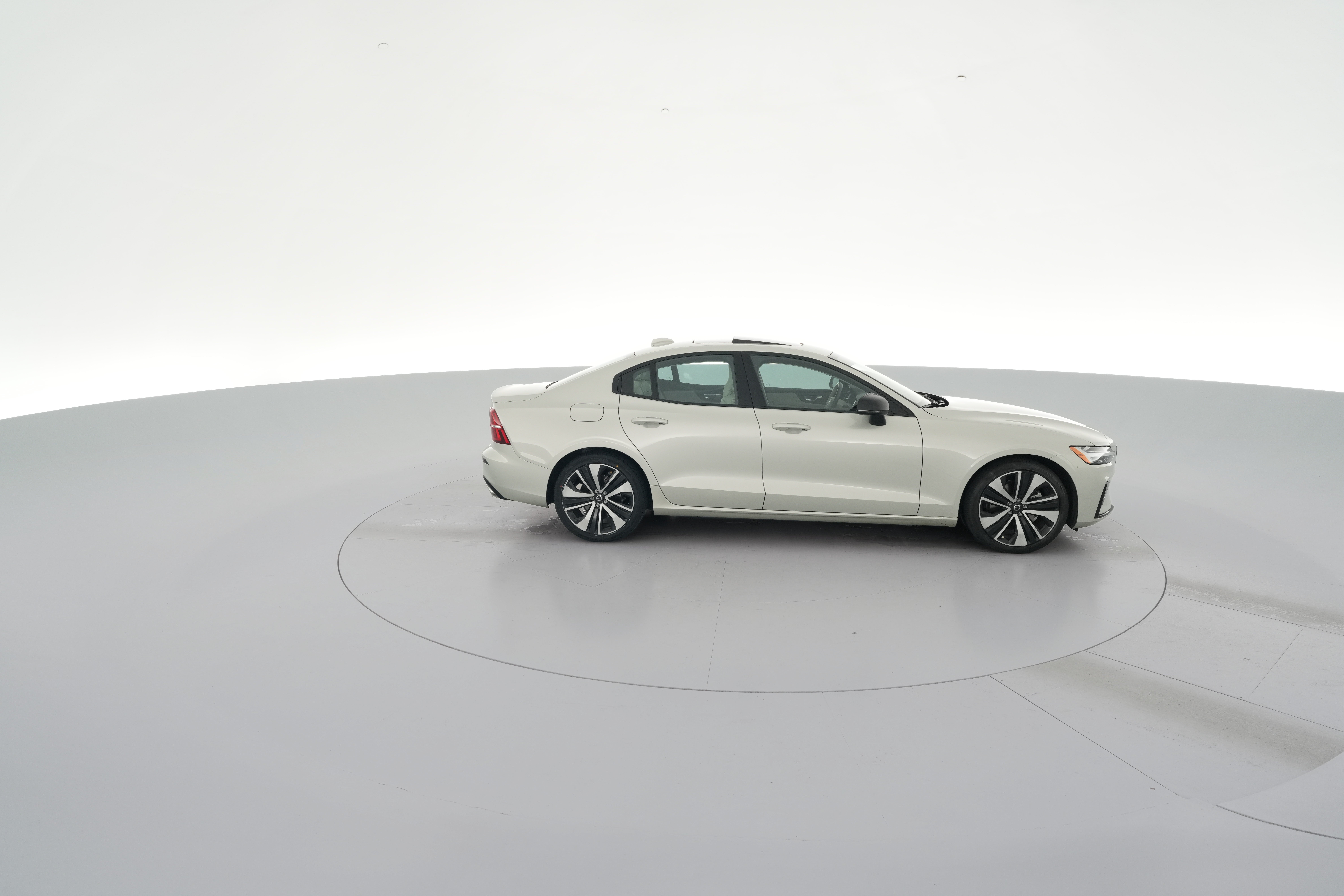 2022 Volvo S60 B5 Momentum, photo 37