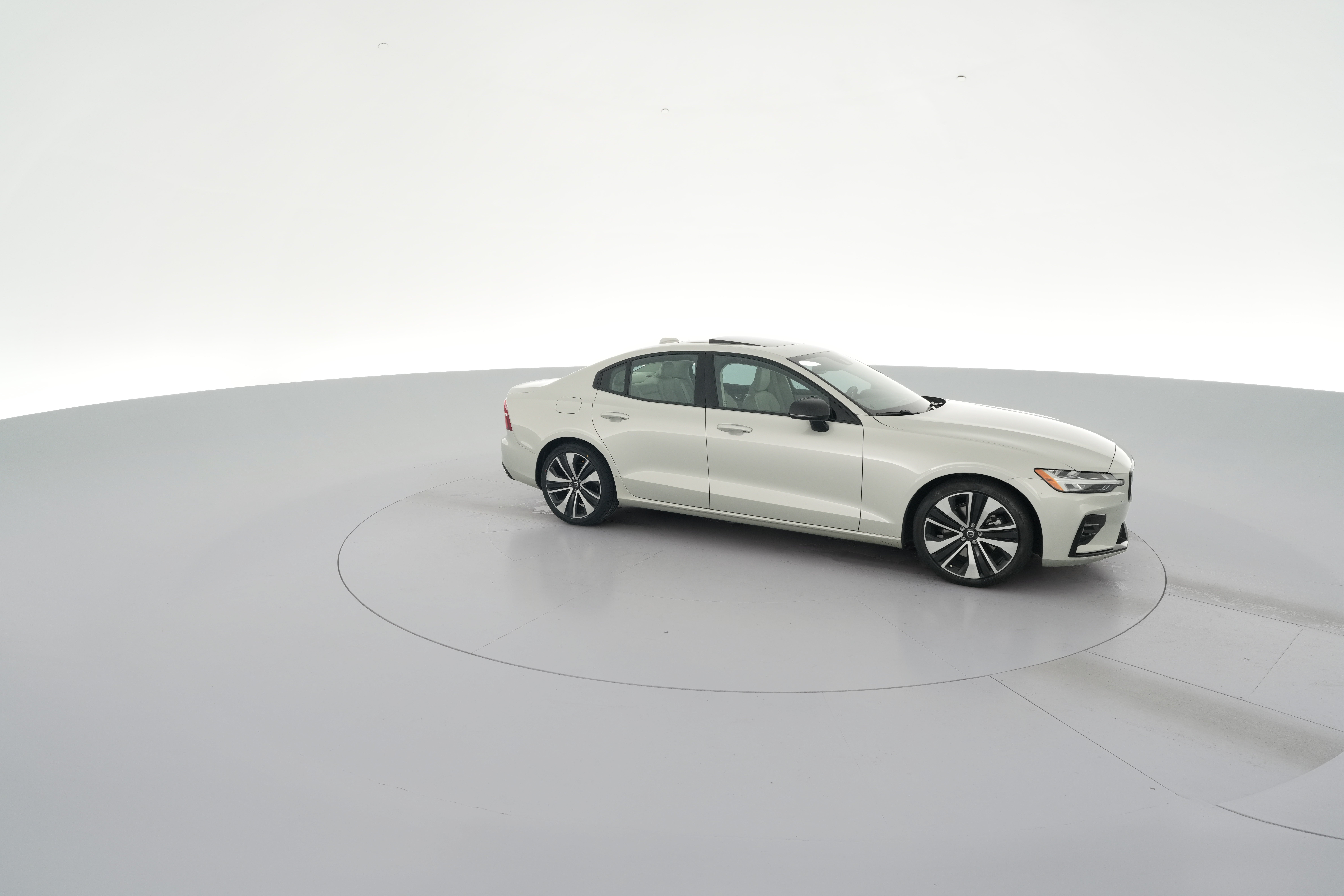 2022 Volvo S60 B5 Momentum, photo 38