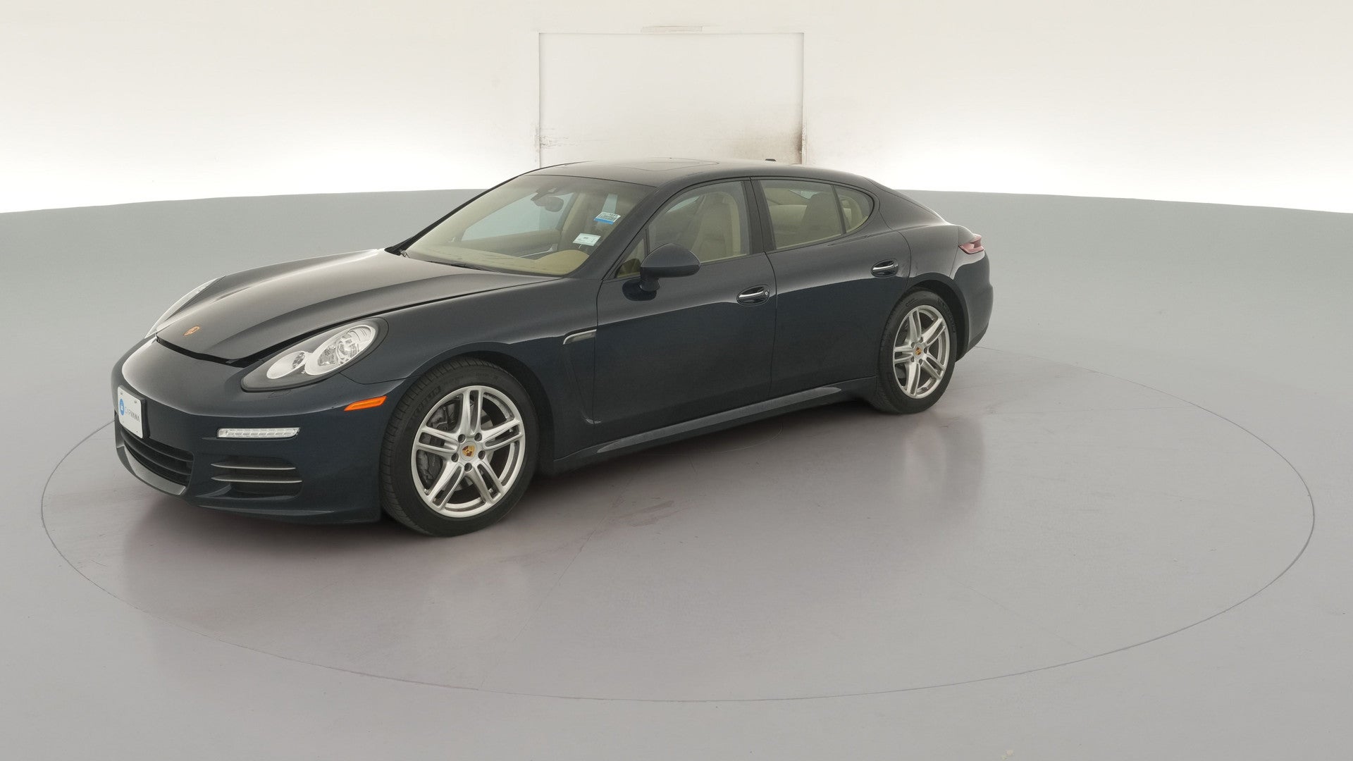 2014 Porsche Panamera vehicle photo
