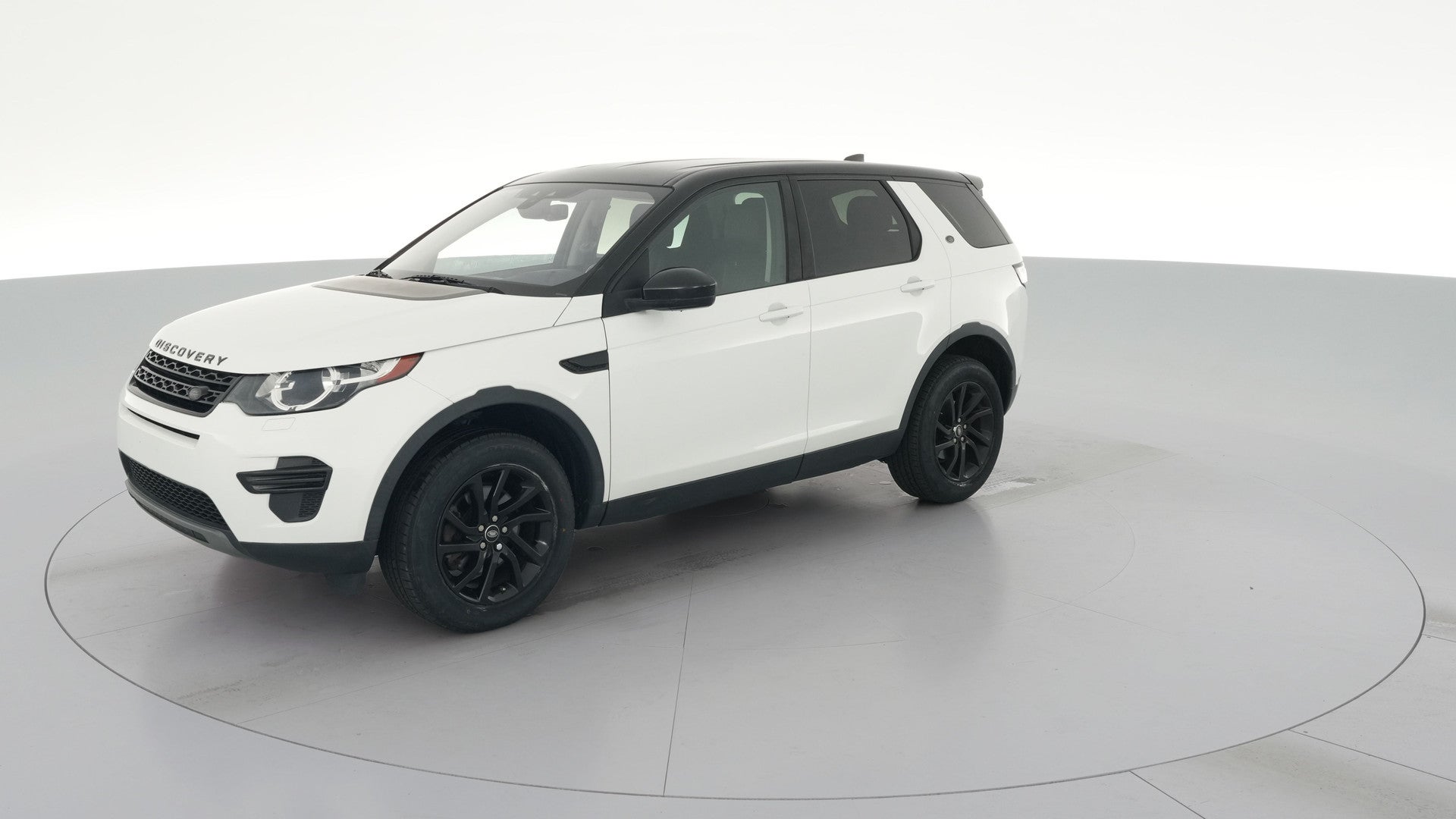 2018 Land Rover Discovery Sport vehicle photo