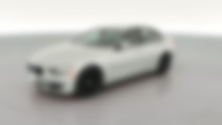 2013 BMW 3 Series vehicle photo