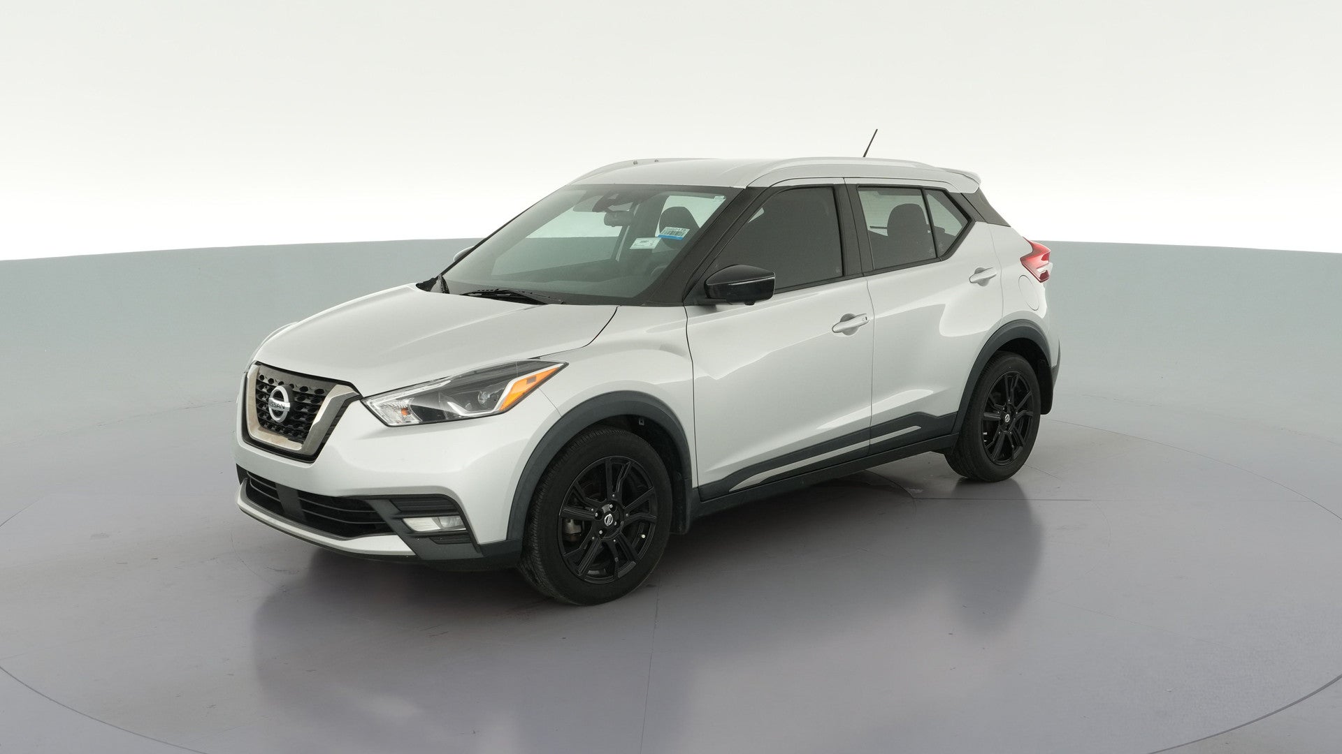2020 Nissan Kicks vehicle photo
