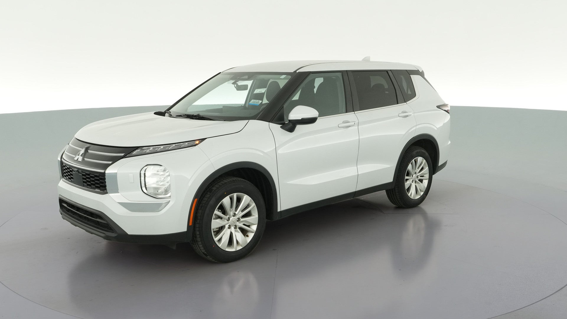 2025 Mitsubishi Outlander vehicle photo