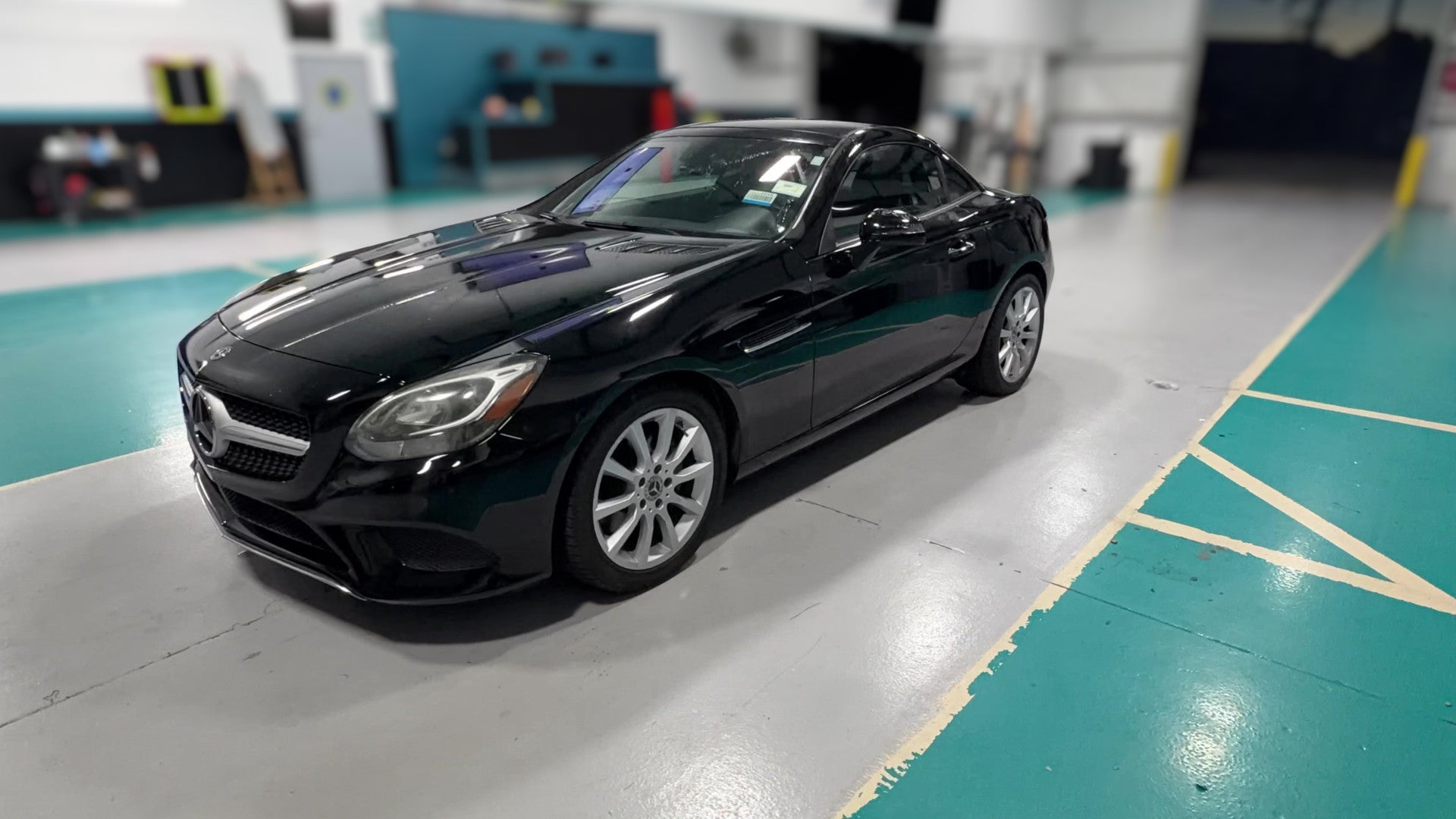 2018 Mercedes-Benz SLC vehicle photo