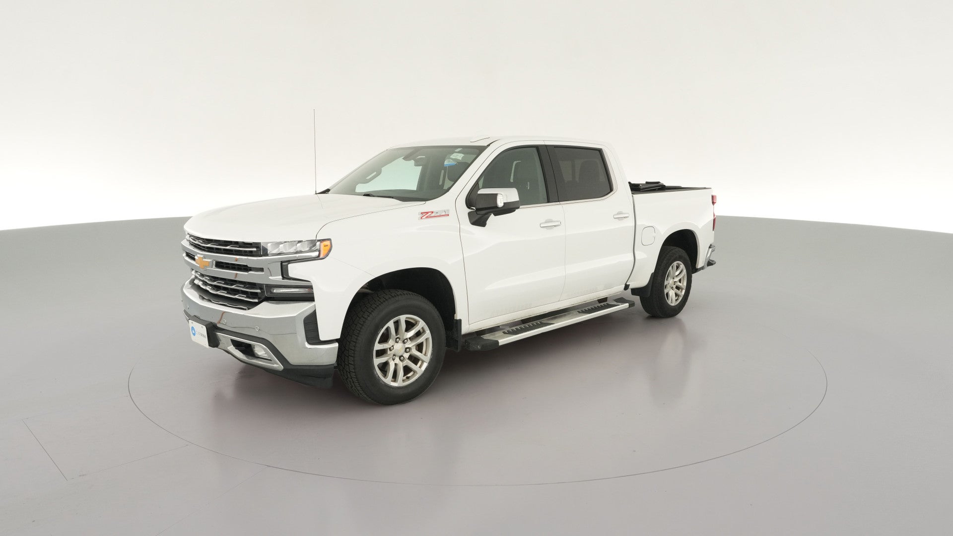 2020 Chevrolet Silverado 1500 Crew Cab vehicle photo