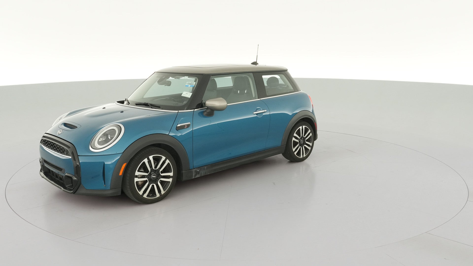 2022 MINI Hardtop 2 Door vehicle photo