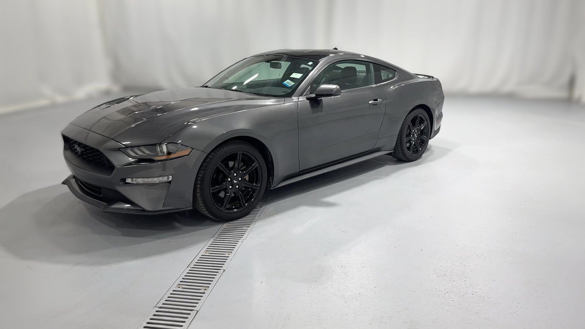 2020 Ford Mustang vehicle photo