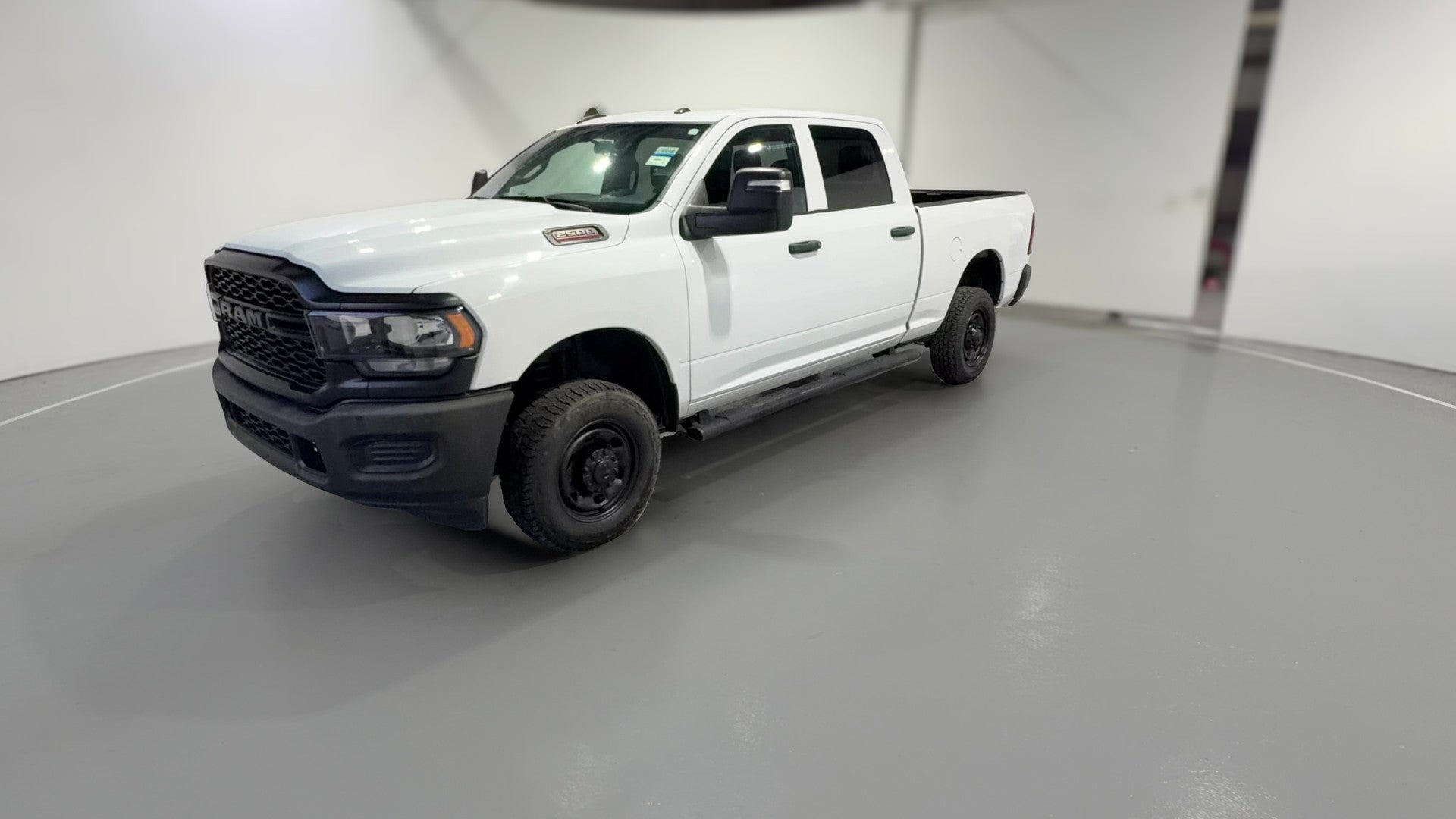 2024 Ram 2500 Crew Cab vehicle photo