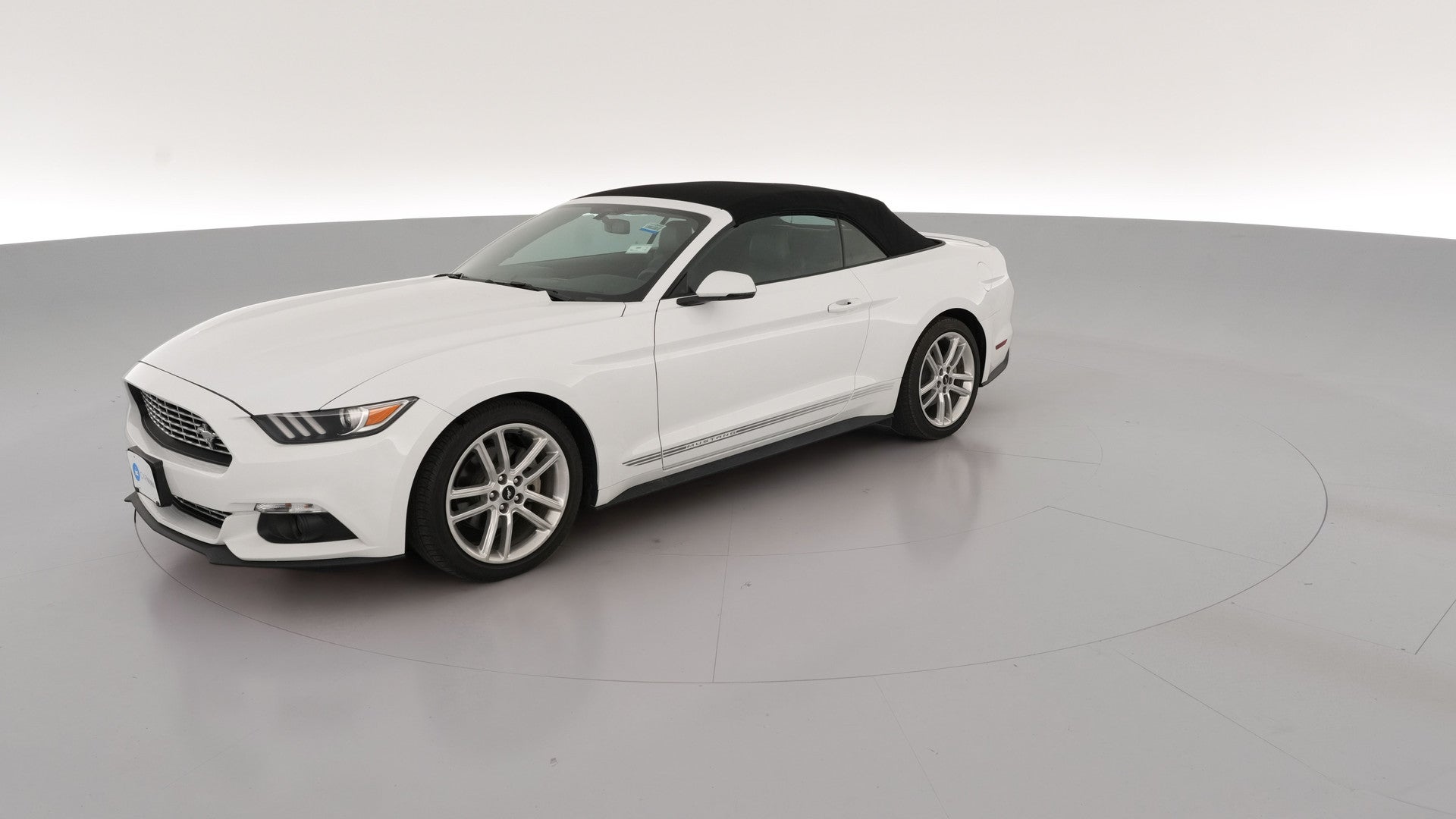 2016 Ford Mustang vehicle photo